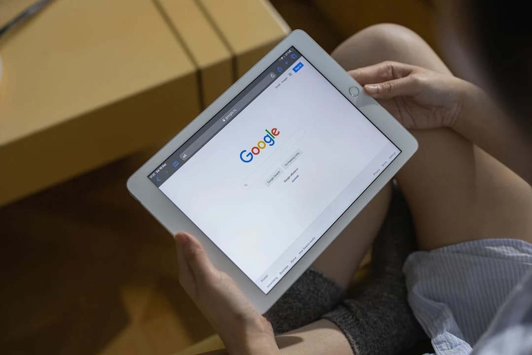 Googleが口コミにAIの目を入れた本当の狙い